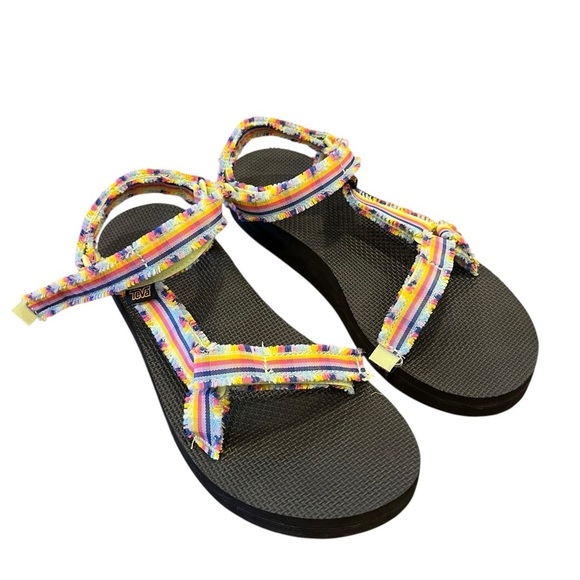 TEVA Midform Fray Sandals - Picture 2 of 8